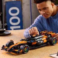 LEGO® Technic 42228 Auto McLaren MCL39 F1®, Darčekový model (2)