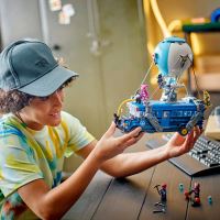LEGO® Animal Crossing™ 77073 Battle Bus (4)