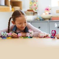 LEGO® Gabinin kúzelný domček 11215 Gabi a jej mačací kamaráti z kociek (2)