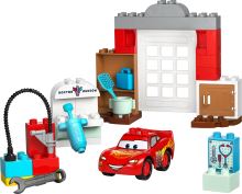 LEGO® DUPLO® ǀ Disney  10456 McQueen a návšteva v garáži doktora Hudsona (2)