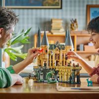 LEGO® Harry Potter™ 76473 Rokfortský hrad: Východné krídlo (1)