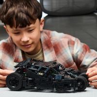 LEGO® Technic 42239 Batmobile™ Tumbler (1)