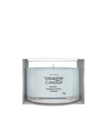 Yankee Candle Snow Kissed Pine votivná sviečka v skle 37 g